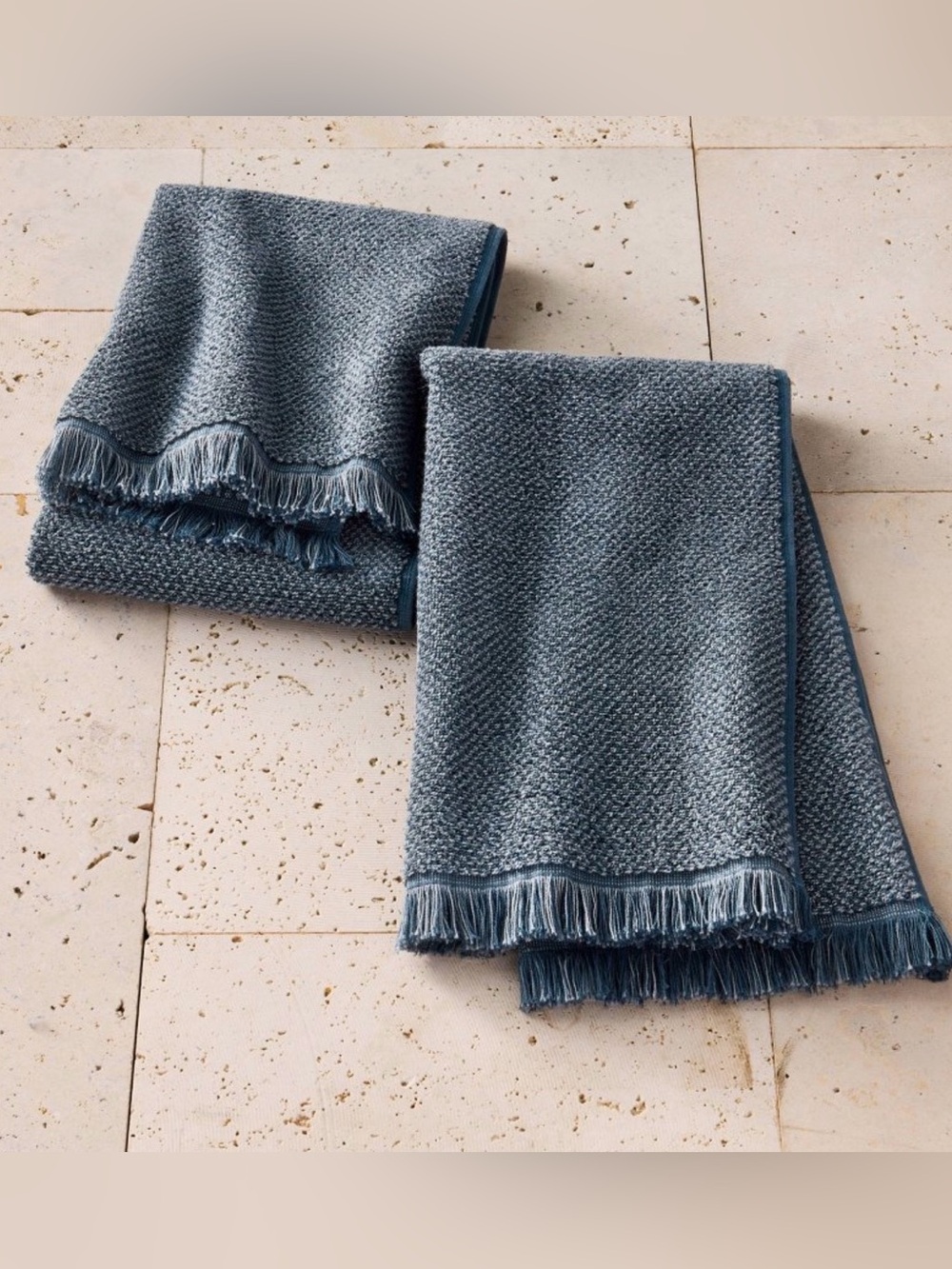 2pk Organic Texture Hand Towel Dark
Mineral Blue - Casaluna
New with Tags